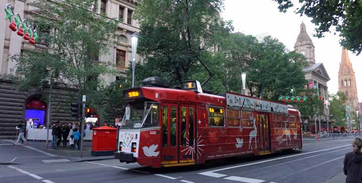 Yarra Trams class Z3 220 Christmas tram